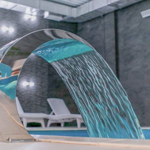 Бассейн в санатории Славяновский Исток в городе Железноводске - фотография