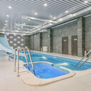 Бассейн в санатории Славяновский Исток в городе Железноводске - фотография