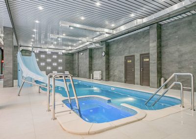 Бассейн в санатории Славяновский Исток в городе Железноводске - фотография