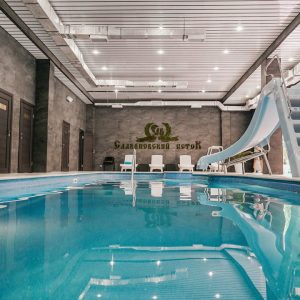 Бассейн в санатории Славяновский Исток в городе Железноводске - фотография