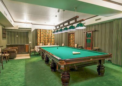 Бильярд в санатории Славяновский Исток в городе Железноводске - фотография