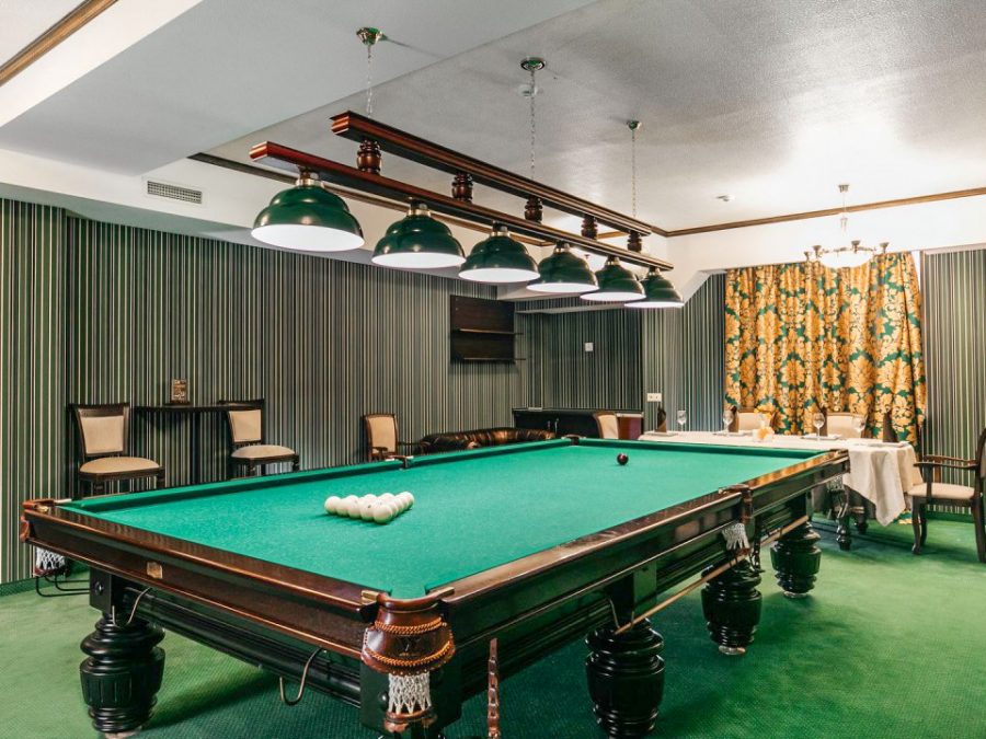 Бильярд в санатории Славяновский Исток в городе Железноводске - фотография