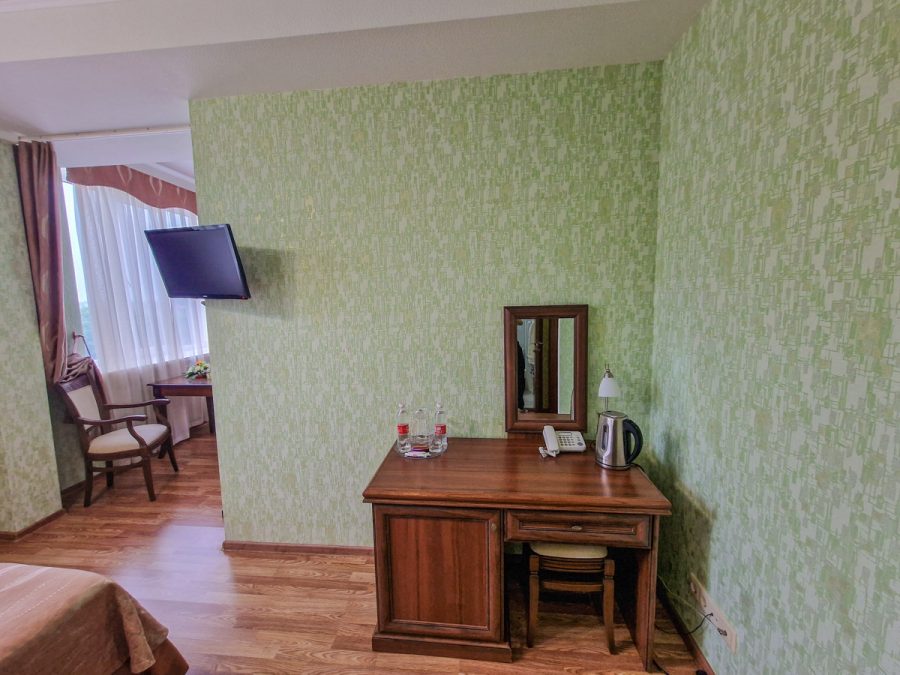 Двухместный номер стандарт в санатории Славяновский Исток в городе Железноводске - фотография