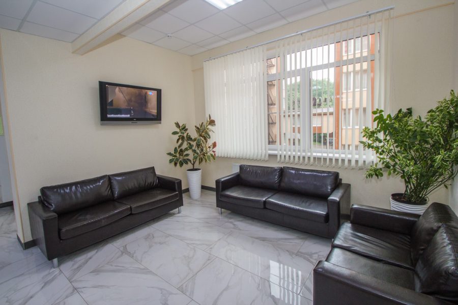 Холл в санатории Славяновский Исток в городе Железноводске - фотография