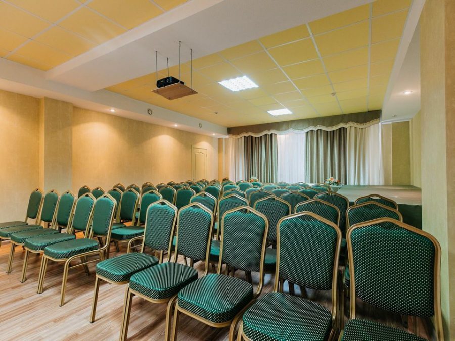 Конференц зал в санатории Славяновский Исток в городе Железноводске - фотография