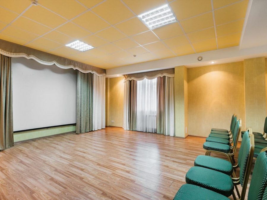 Конференц зал в санатории Славяновский Исток в городе Железноводске - фотография