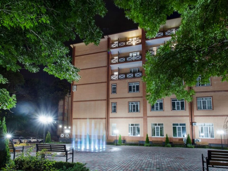 Корпус в санатории Славяновский Исток в городе Железноводске - фотография