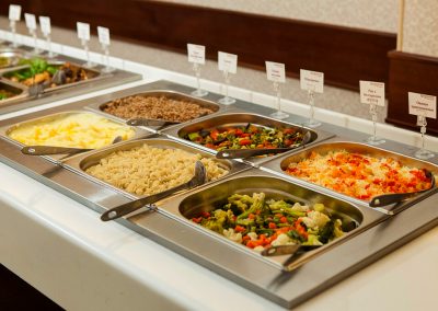 Обеденный зал в санатории Славяновский Исток в городе Железноводске - фотография