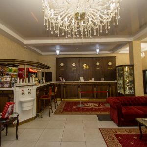 Ресепшн в санатории Славяновский Исток в городе Железноводске - фотография