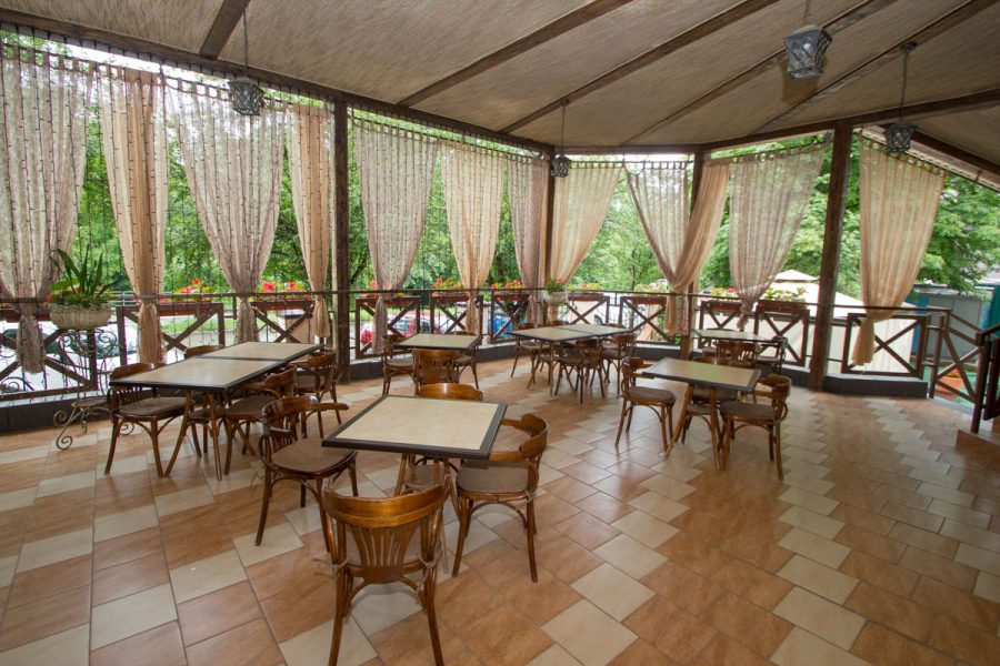 Ресторан в санатории Славяновский Исток в городе Железноводске - фотография