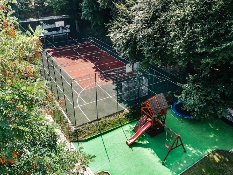 Спортивная площадка в санатории Славяновский Исток в городе Железноводске - фотография