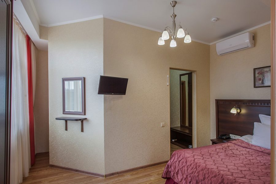 Номер стандарт одноместный в санатории Славяновский Исток в городе Железноводске - фотография