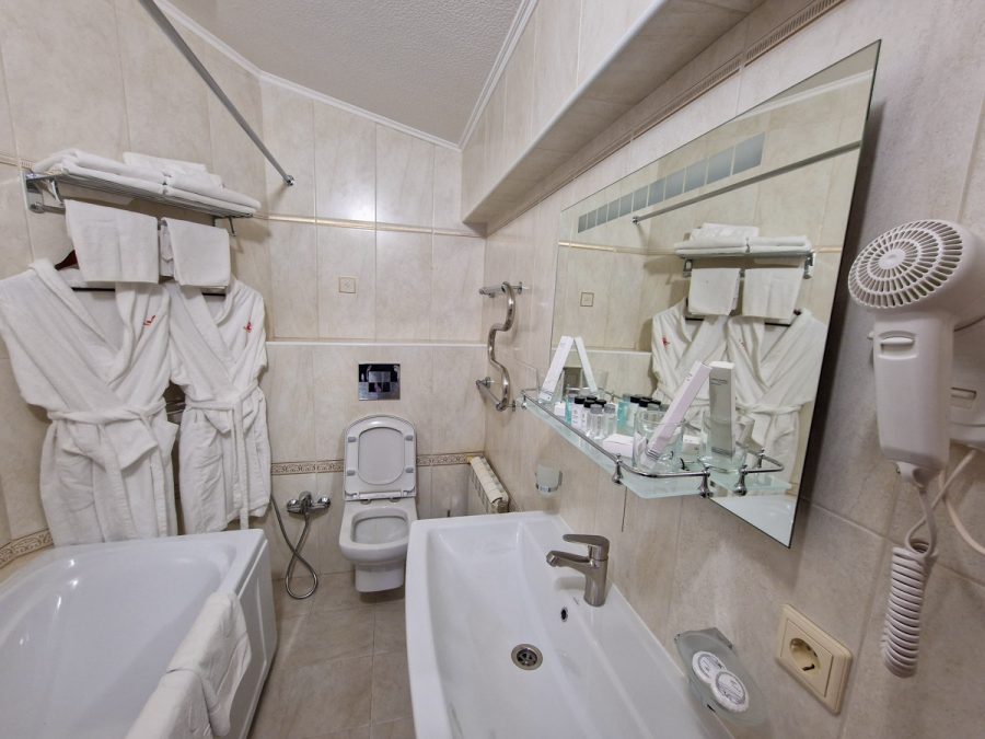 Сюит двухэтажный пентхаус в санатории Славяновский Исток в городе Железноводске - фотография