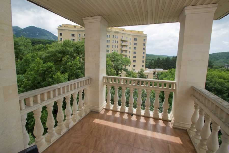 Сюит двухэтажный пентхаус в санатории Славяновский Исток в городе Железноводске - фотография