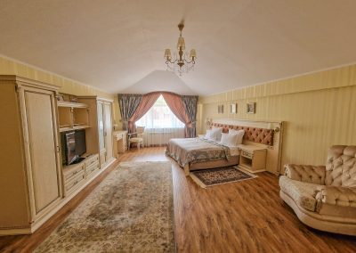 Сюит двухэтажный пентхаус в санатории Славяновский Исток в городе Железноводске - фотография