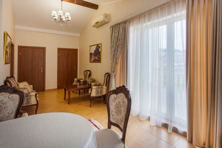 Номер Сюит в санатории Славяновский Исток в городе Железноводске - фотография