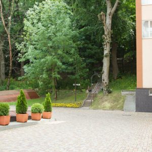 Территория санатория Славяновский Исток в городе Железноводске - фотография