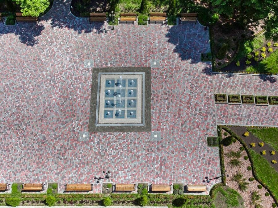 Фонтан в санатории Славяновский Исток в городе Железноводске - фотография