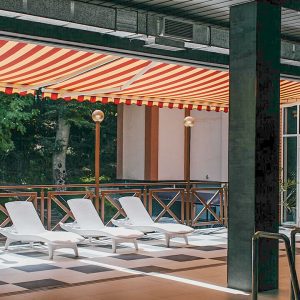 Территория санатория Славяновский Исток в городе Железноводске - фотография